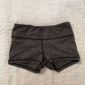 FLEO Shorts
